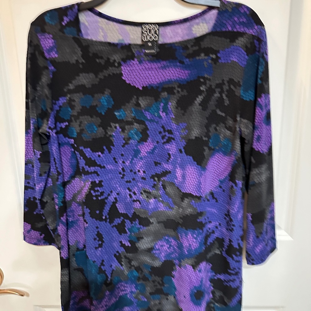 Clara Sun Woo top XS purple/black/tealhe colors in the close up pictures appear